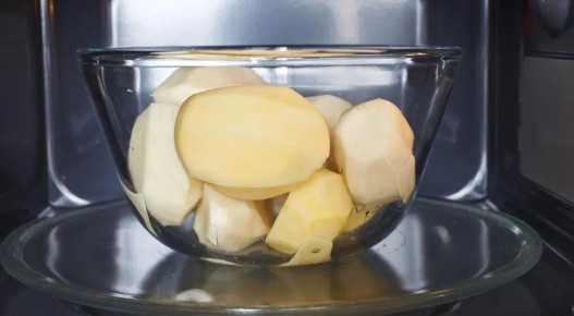 ������ ������� ������������� ��������� � �������������