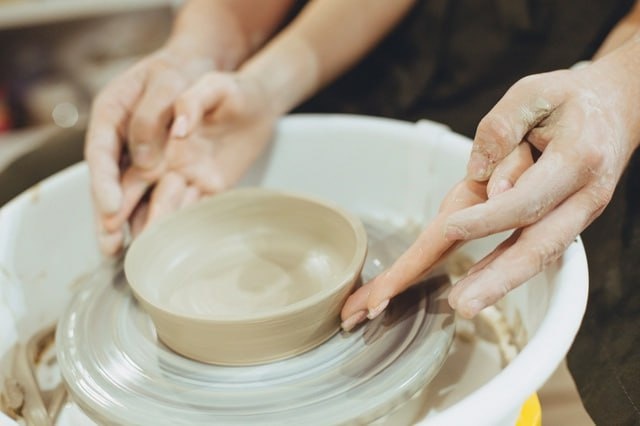 Свидание за гончарным кругом: создайте свою уникальную историю в «Зарни Ань»