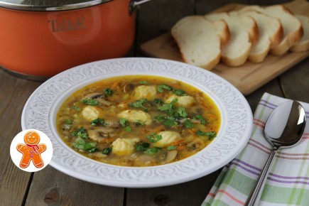 Гречневый суп с картофельными клецками