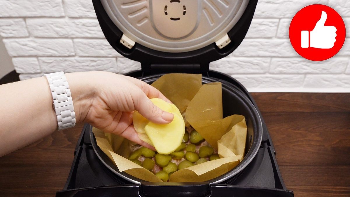 Сытное блюдо на каждый день: картошка с курицей в мультиварке