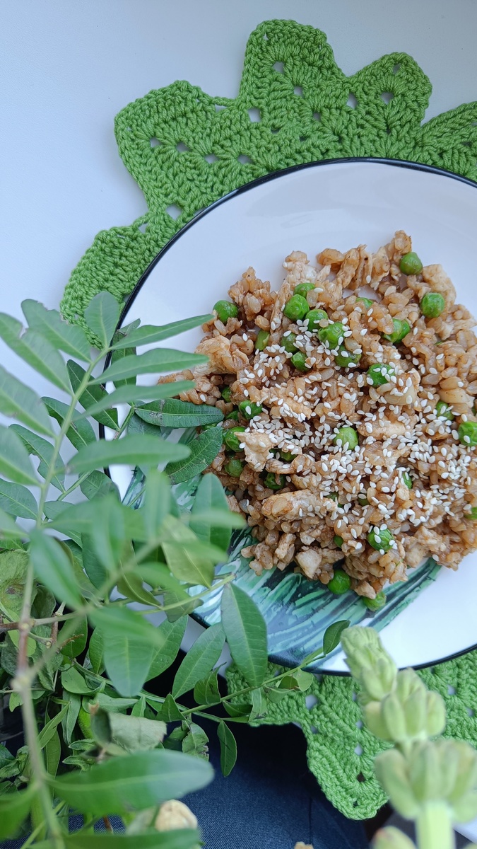 Жареный рис с яйцом по-китайски: простой и вкусный рецепт