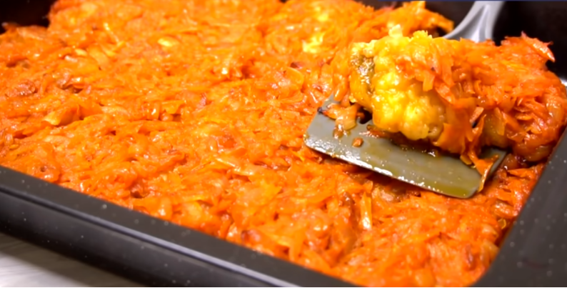 Как приготовить минтай в морковном соусе: проверенный рецепт от бабушки