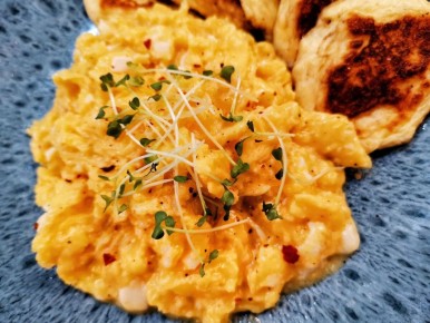 Идеальная яичная начинка для перевернутых блинов