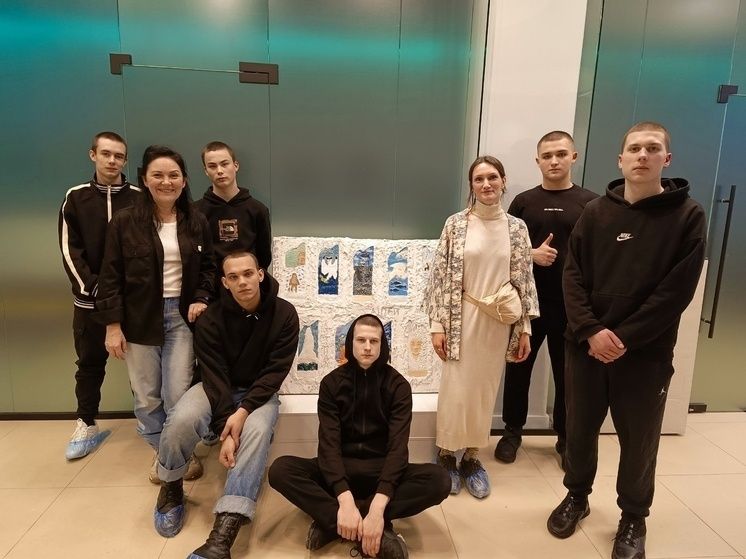 Творческие горизонты: воспитанники АВК представили уникальную керамику на выставке