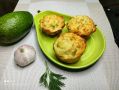 Необычные кето-маффины: Творожный вкус с нотками авокадо