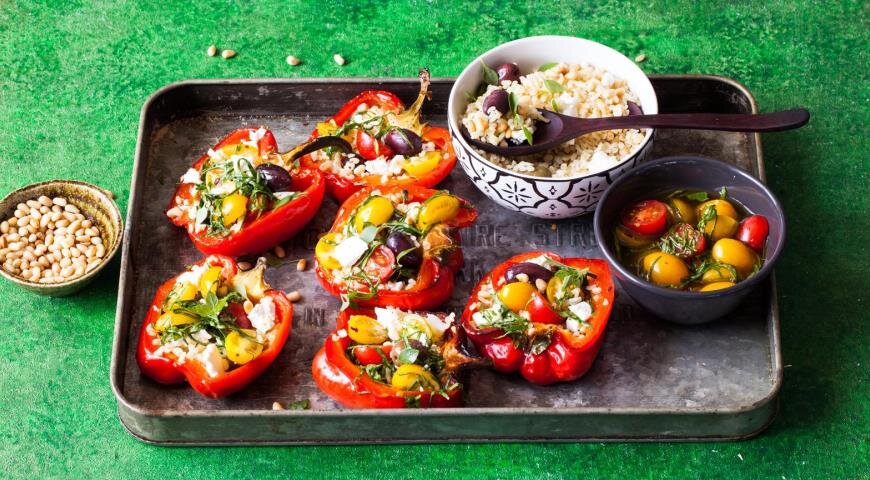 Перец с булгуром по-гречески