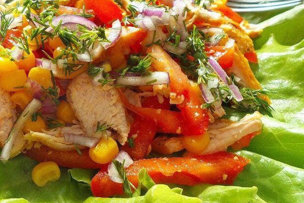 Сочный салат с курицей и свежими овощами: легкость на вашем столе