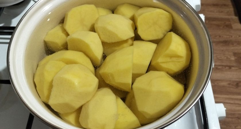 Как правильно солить картошку: главный секрет успеха на кухне