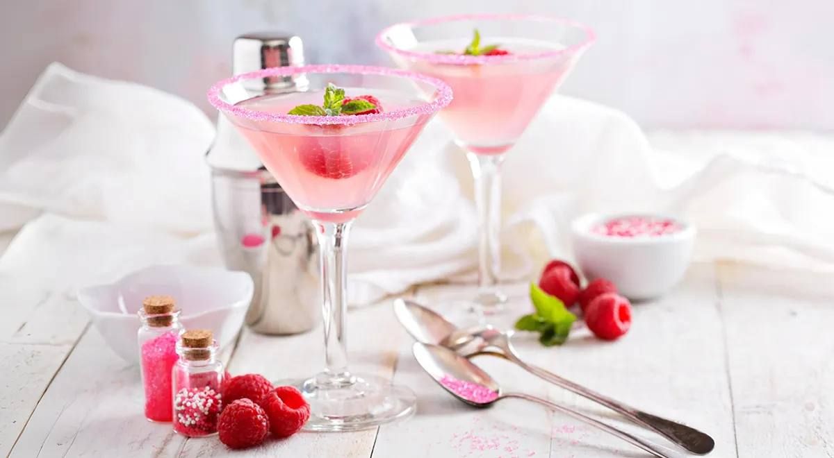 Коктейли для 8 Марта: вдохновение для вашего праздника