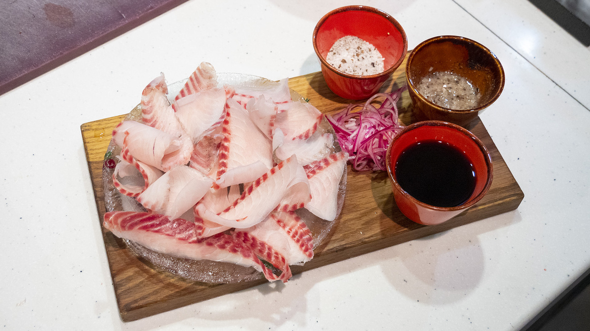 Строганина из чира: гастрономический шедевр Севера