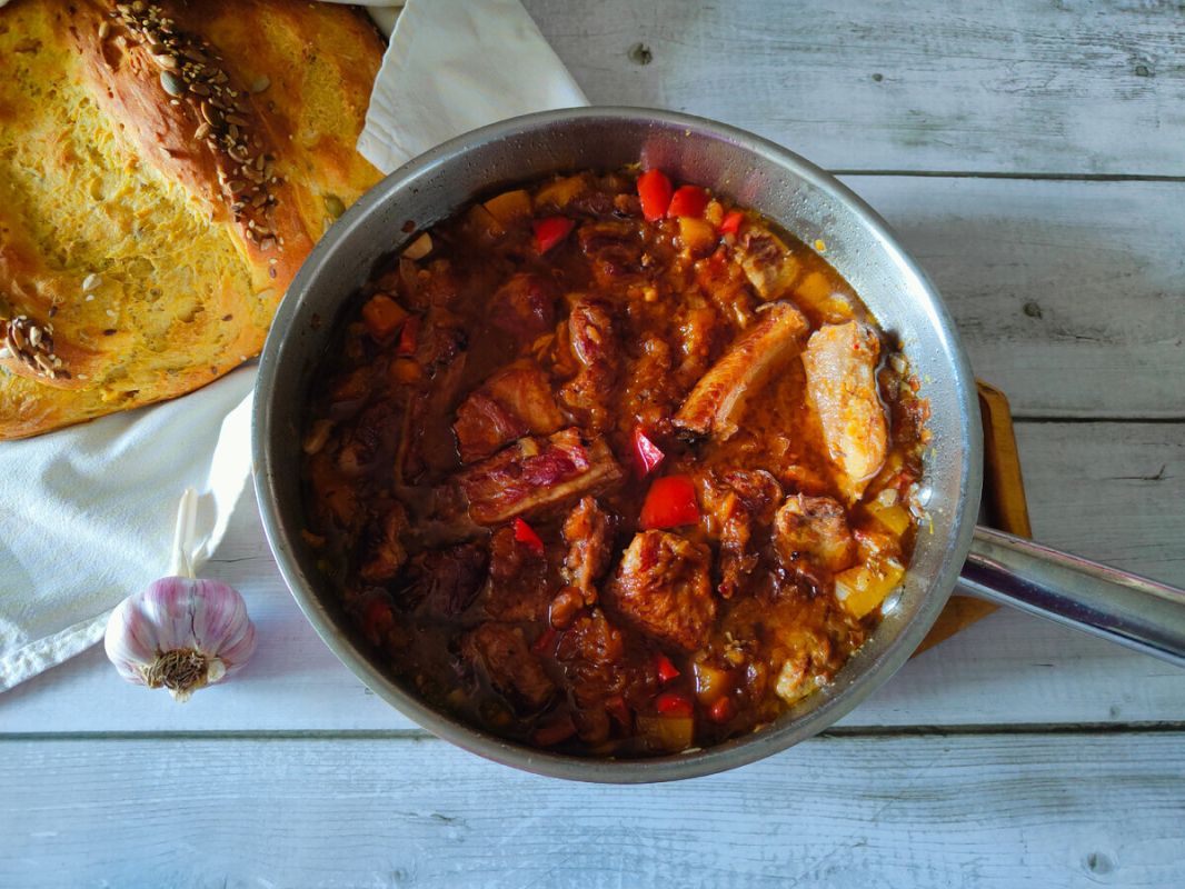 Сочный обед: свинина в тыквенном соусе для всей семьи