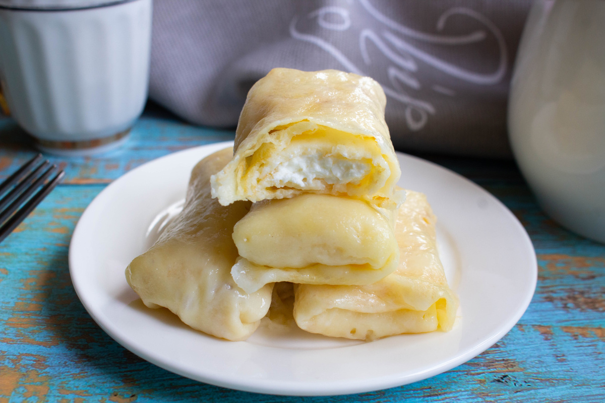 Нежные налистники с творожной начинкой, которые стоит попробовать