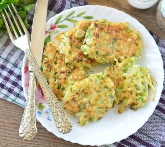 Вкусные оладьи из капусты – быстро и просто