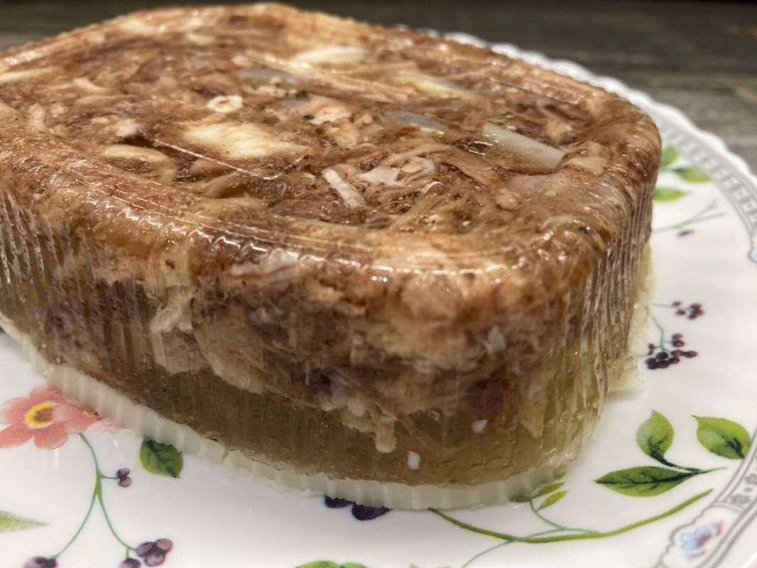 Правила идеального холодца: чего избегать, чтобы не испортить блюдо