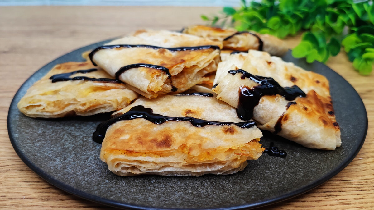 Вкусные конвертики с яблоком и корицей за 10 минут