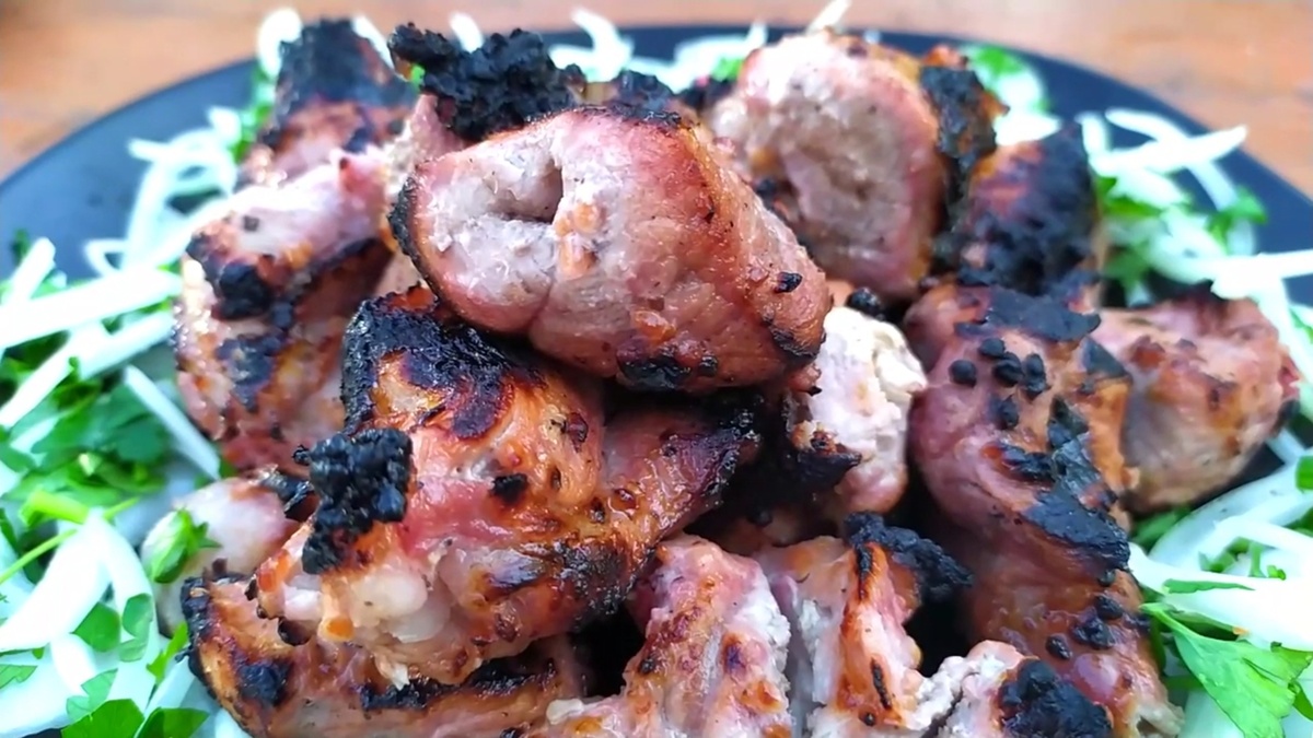 Необычный шашлык в маринаде из красной смородины