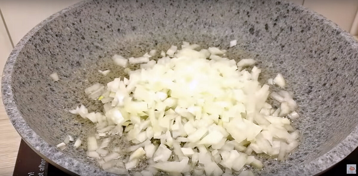 Непревзойденный мясной пирог без муки, который можно наслаждаться после шести