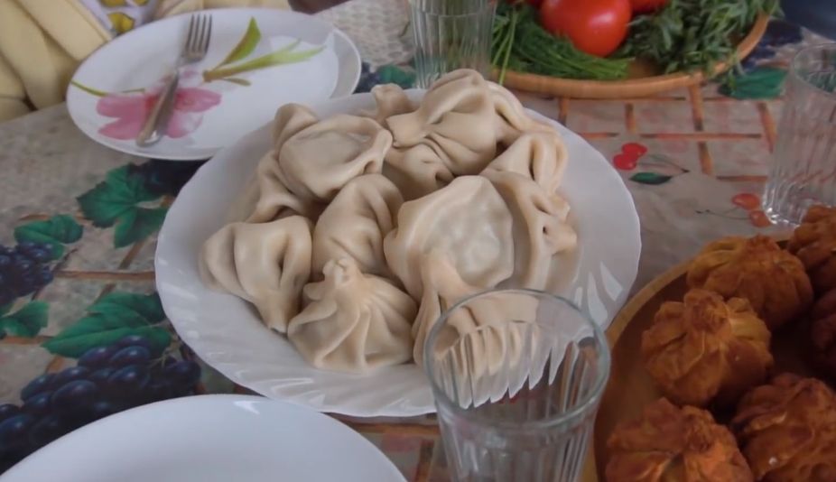 Грузинские хинкали: Как порадовать близких ароматным блюдом