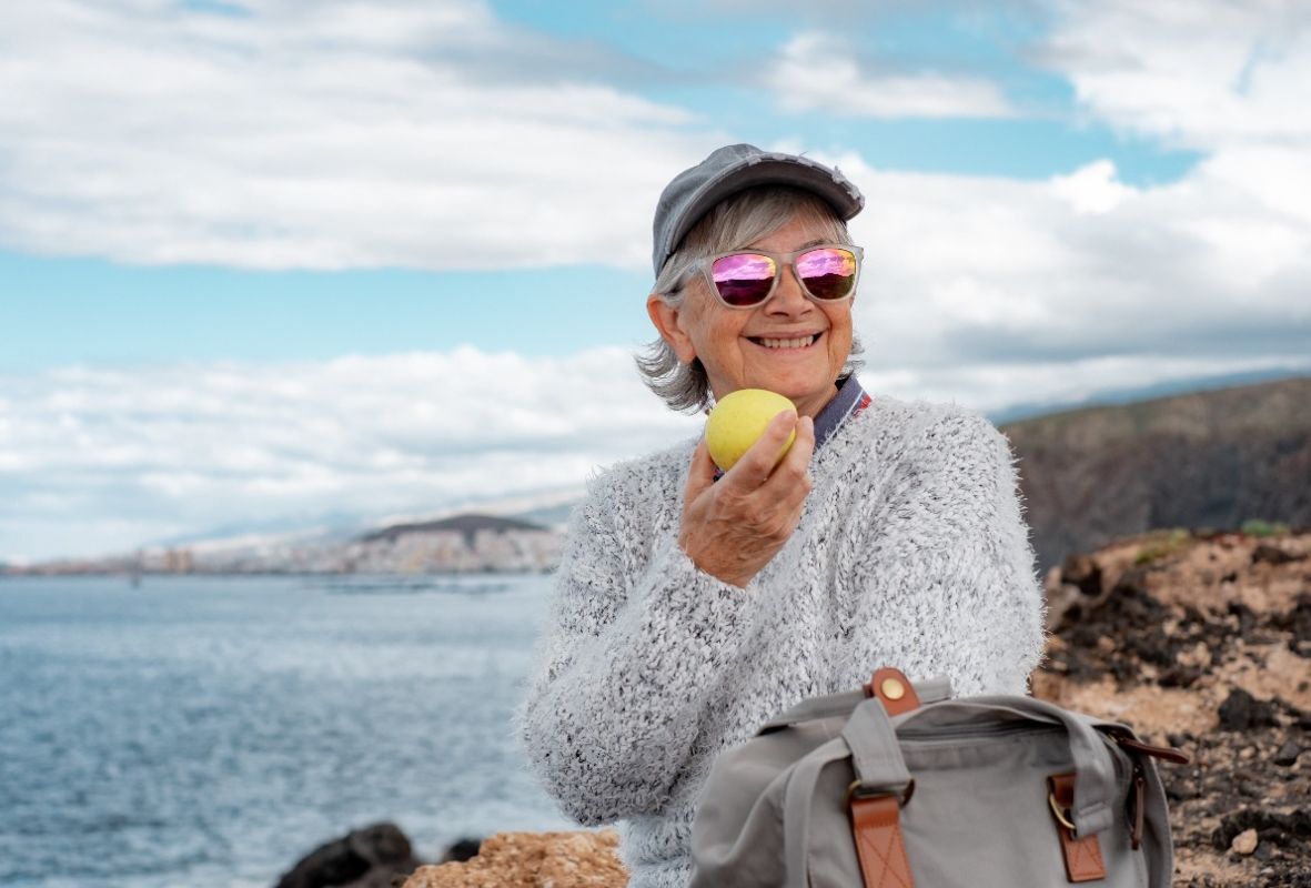 Чем же можно отравиться на пляже в Абхазии? Советы для беззаботного отдыха