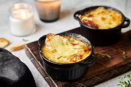 Французский луковый суп: кулинарная классика с изюминкой