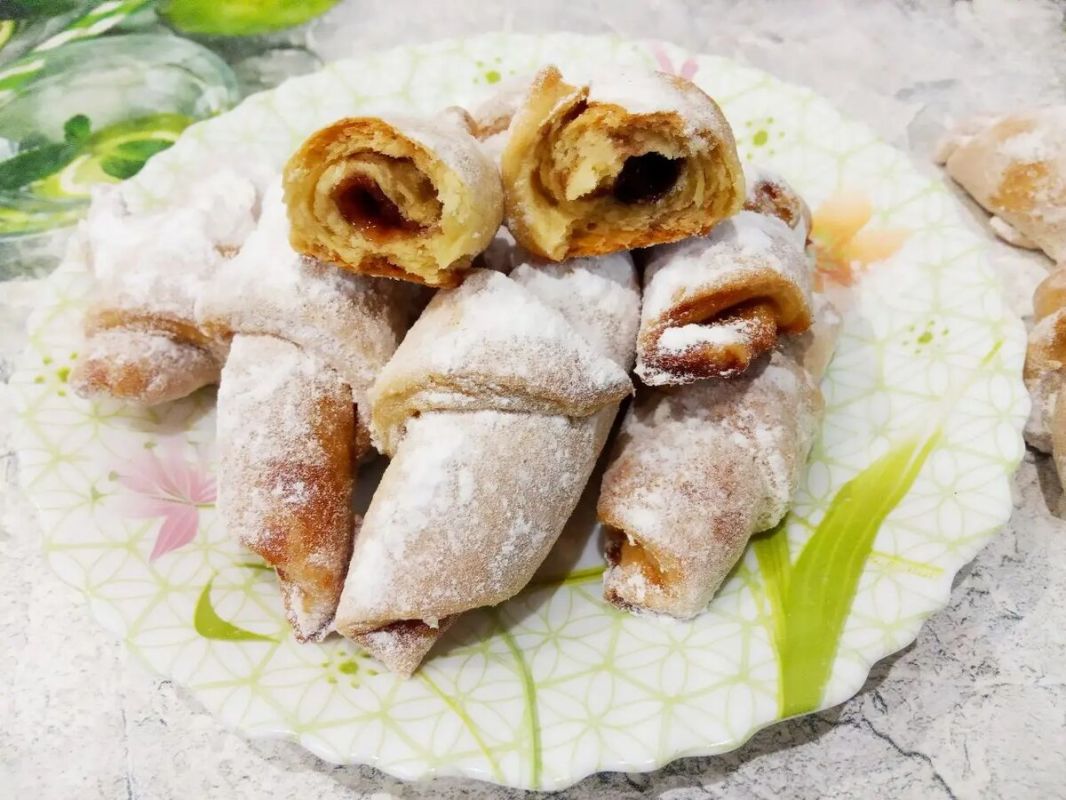 Нежные рогалики с джемом: просто и вкусно без яиц