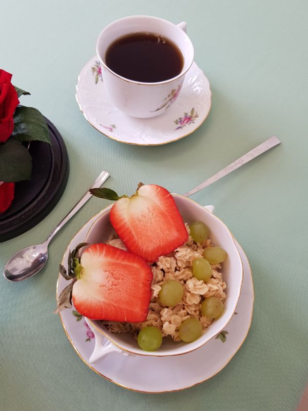 Вкусный завтрак: овсяные хлопья на овсяном молоке