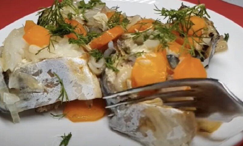 Запеченная скумбрия в банке: секреты нежного и ароматного блюда